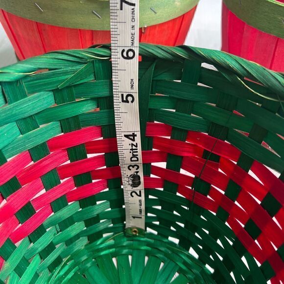 3/$15 or 5/$20 3 red/green Christmas baskets - Picture 6 of 7